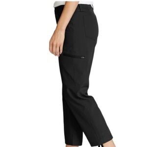 Eddie Bauer Women's Black Stretch Ripstop Crop Pant, NWT, Size 10